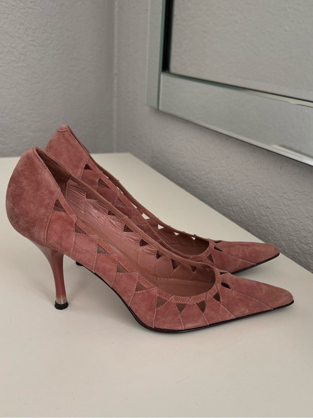Via Spiga Dusty Rose Suede Pointed-Toe Cutout Heels Vintage